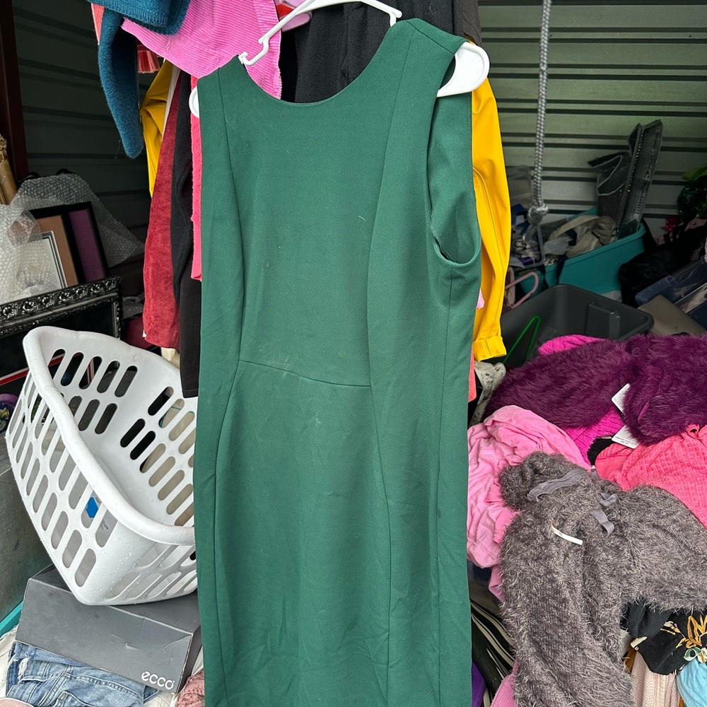 Dress - Picture 2 of 3